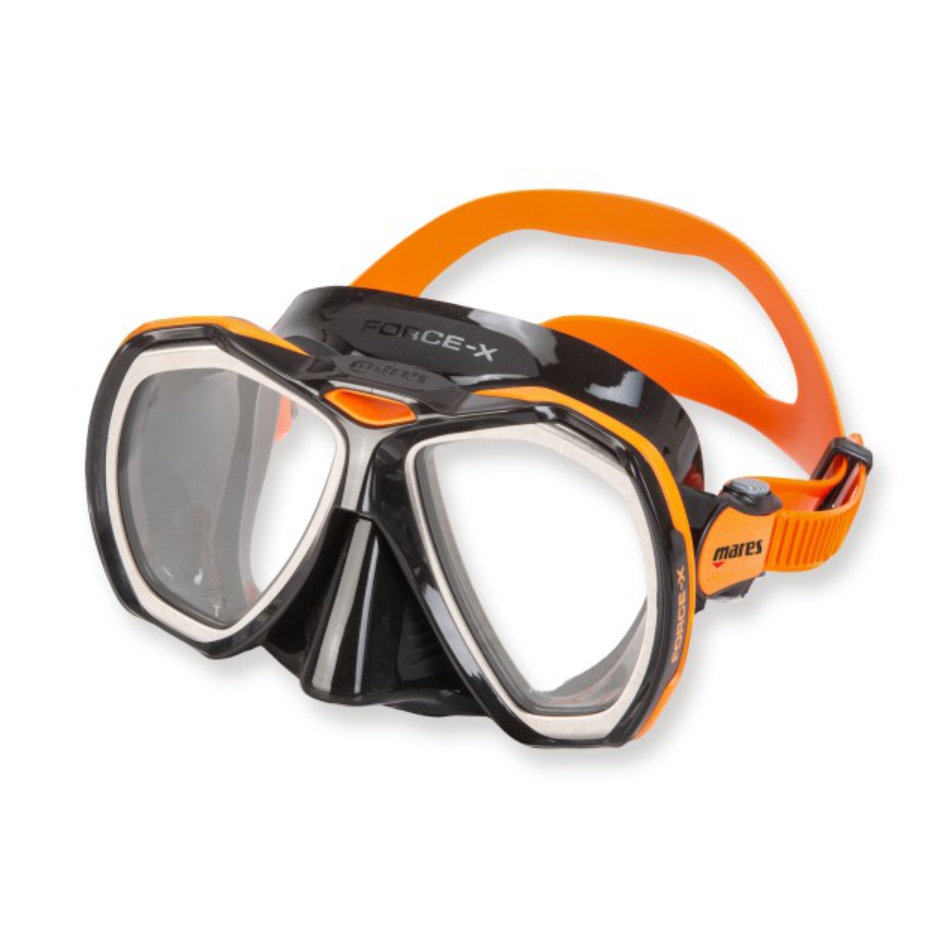 Maschera subacquea Force-X di Mares a doppio vetro, colore nero e arancione. Vista prospettica